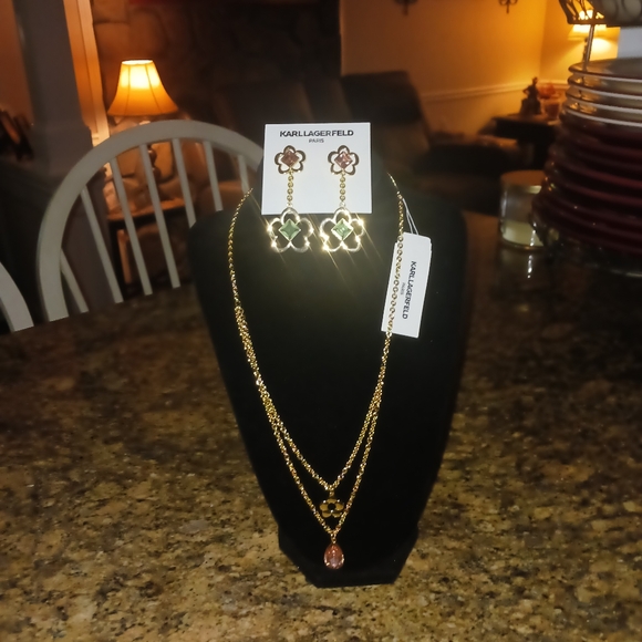 Karl Lagerfeld NWT Necklace And Earrings (45) - Picture 10 of 11